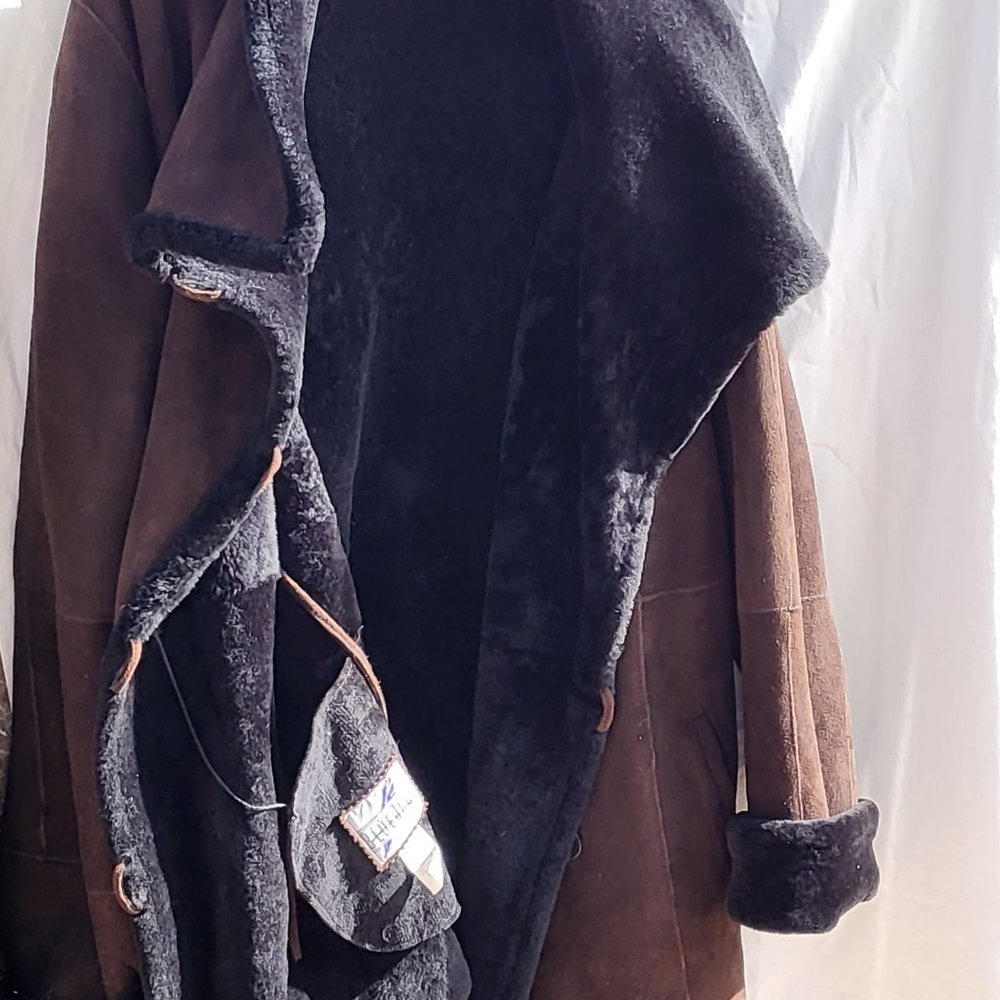 Shearling Coat Jacket - Picture 9 of 10